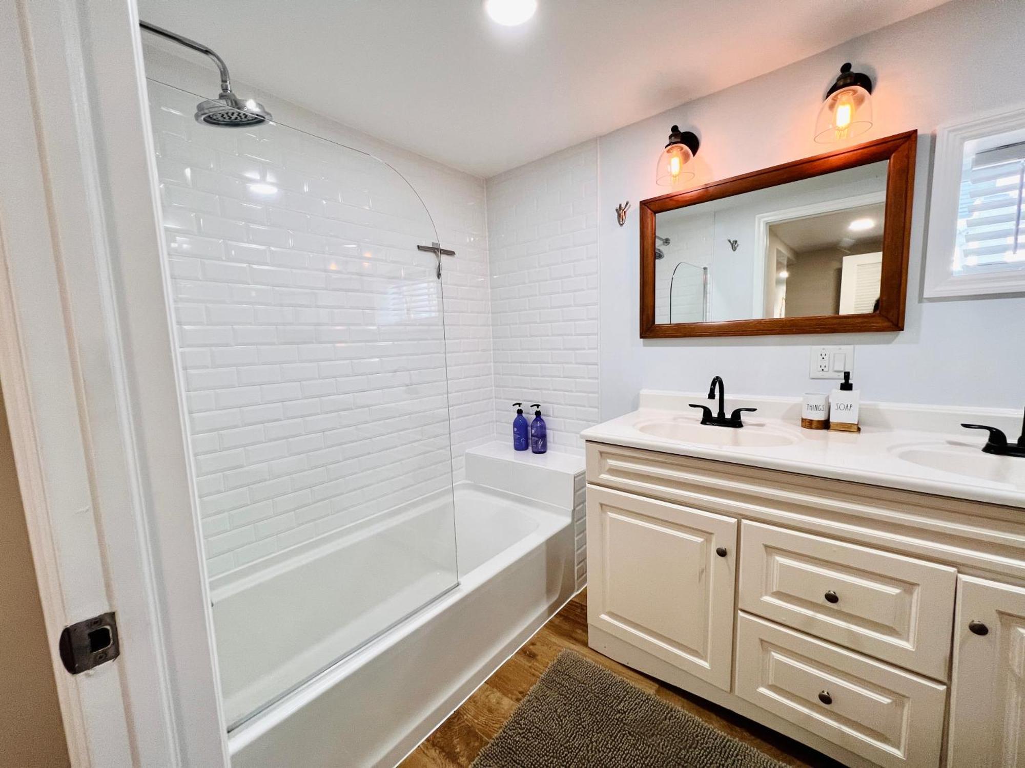 Ultra Modern - Entire 3 Bedroom Apartment - 5 Min Walk To The Beach Wildwood Exterior foto